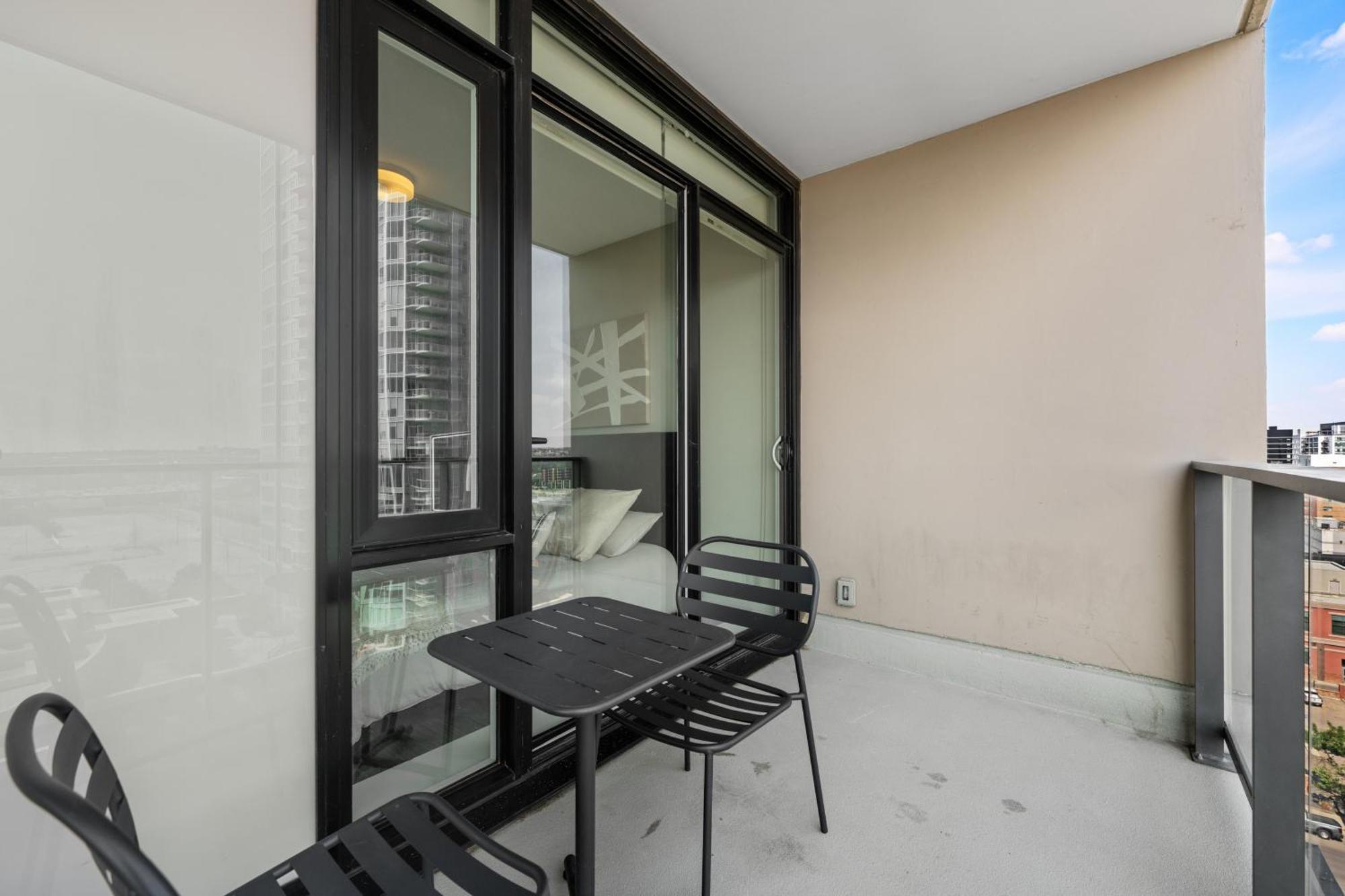 Modern Suite Calgary Downtown 5 Min Walk Stampede 外观 照片
