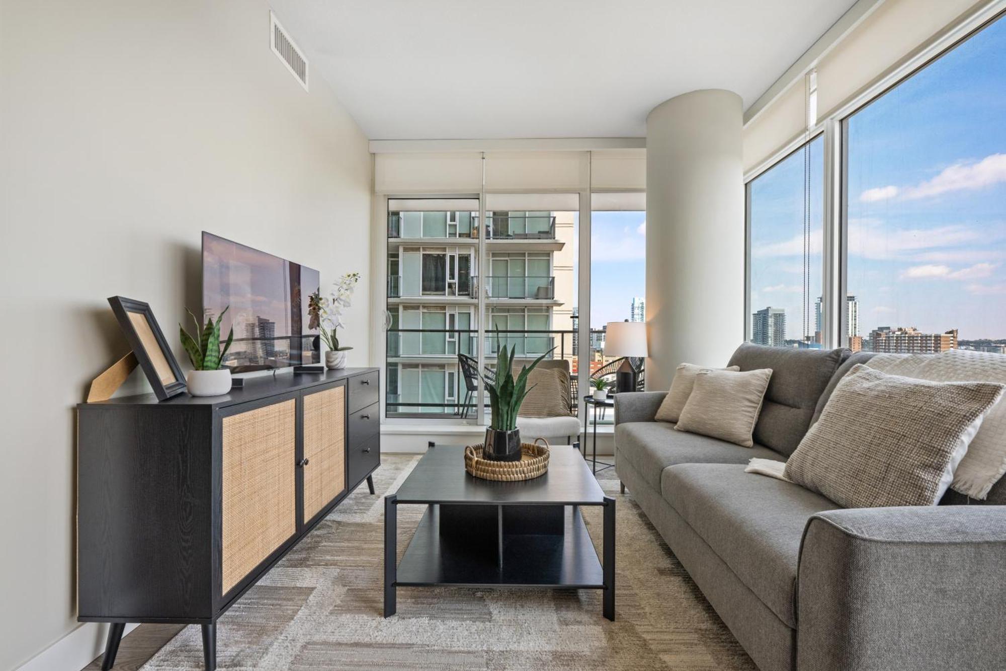 Modern Suite Calgary Downtown 5 Min Walk Stampede 外观 照片