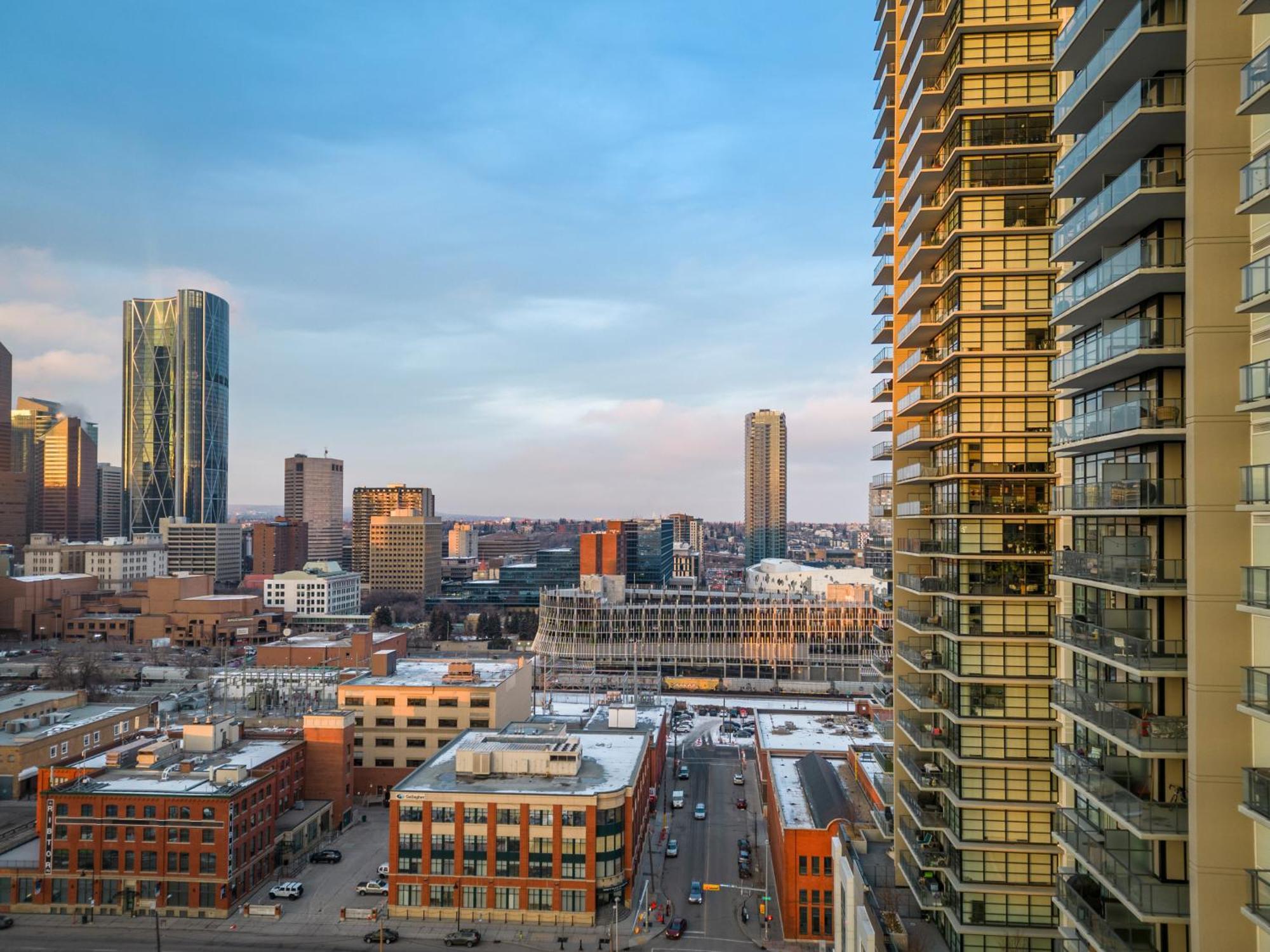 Modern Suite Calgary Downtown 5 Min Walk Stampede 外观 照片
