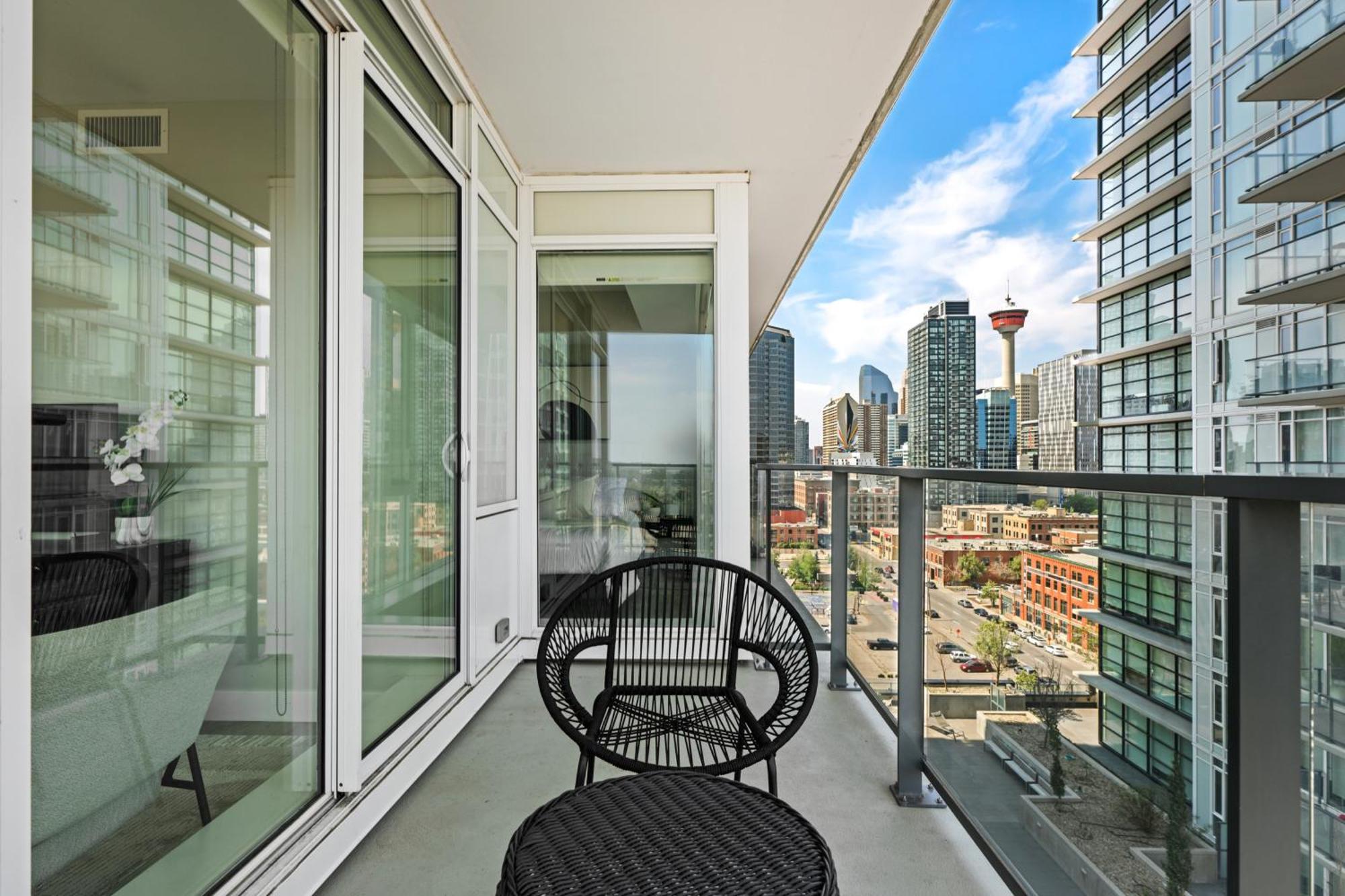 Modern Suite Calgary Downtown 5 Min Walk Stampede 外观 照片