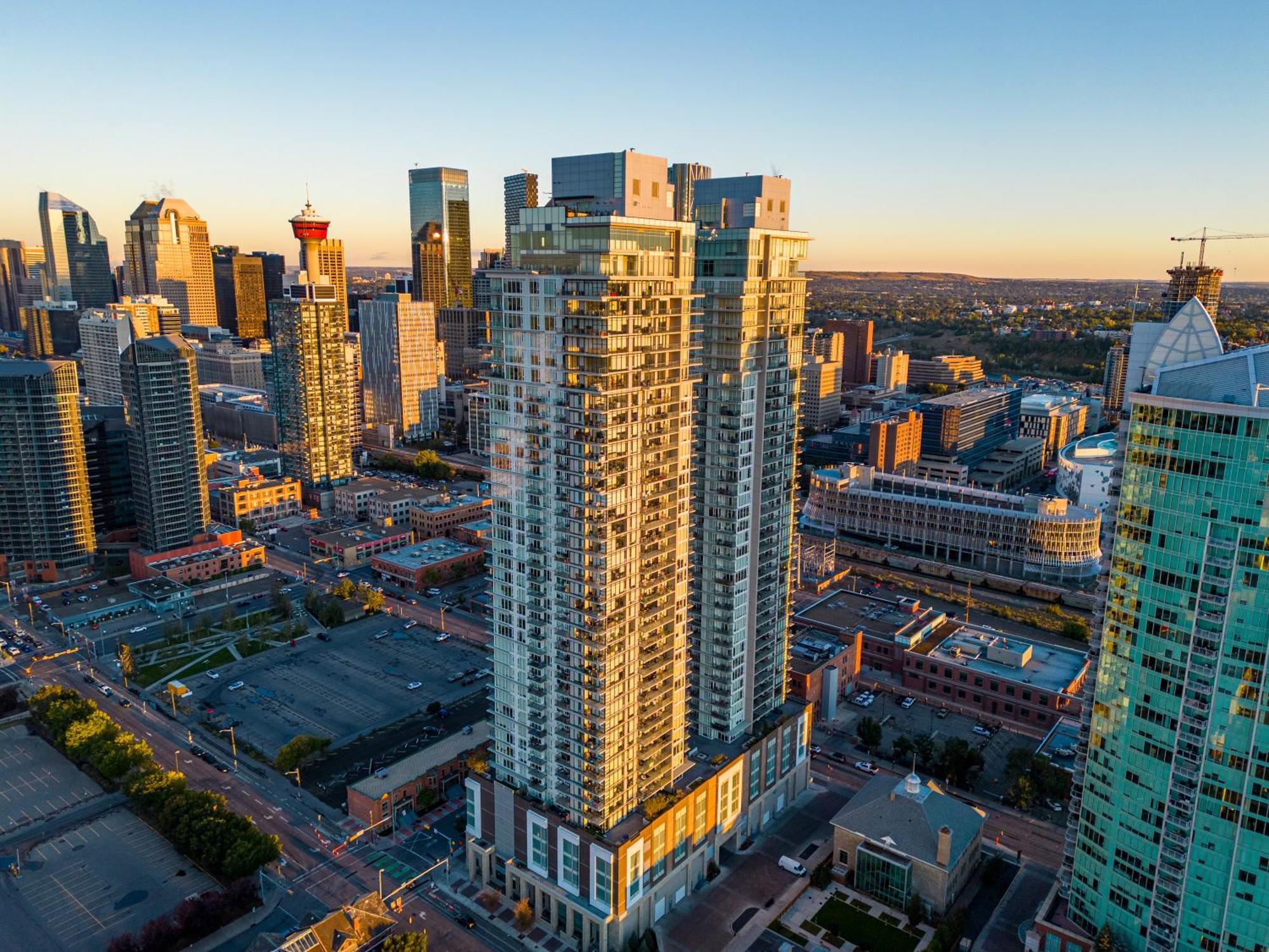 Modern Suite Calgary Downtown 5 Min Walk Stampede 外观 照片