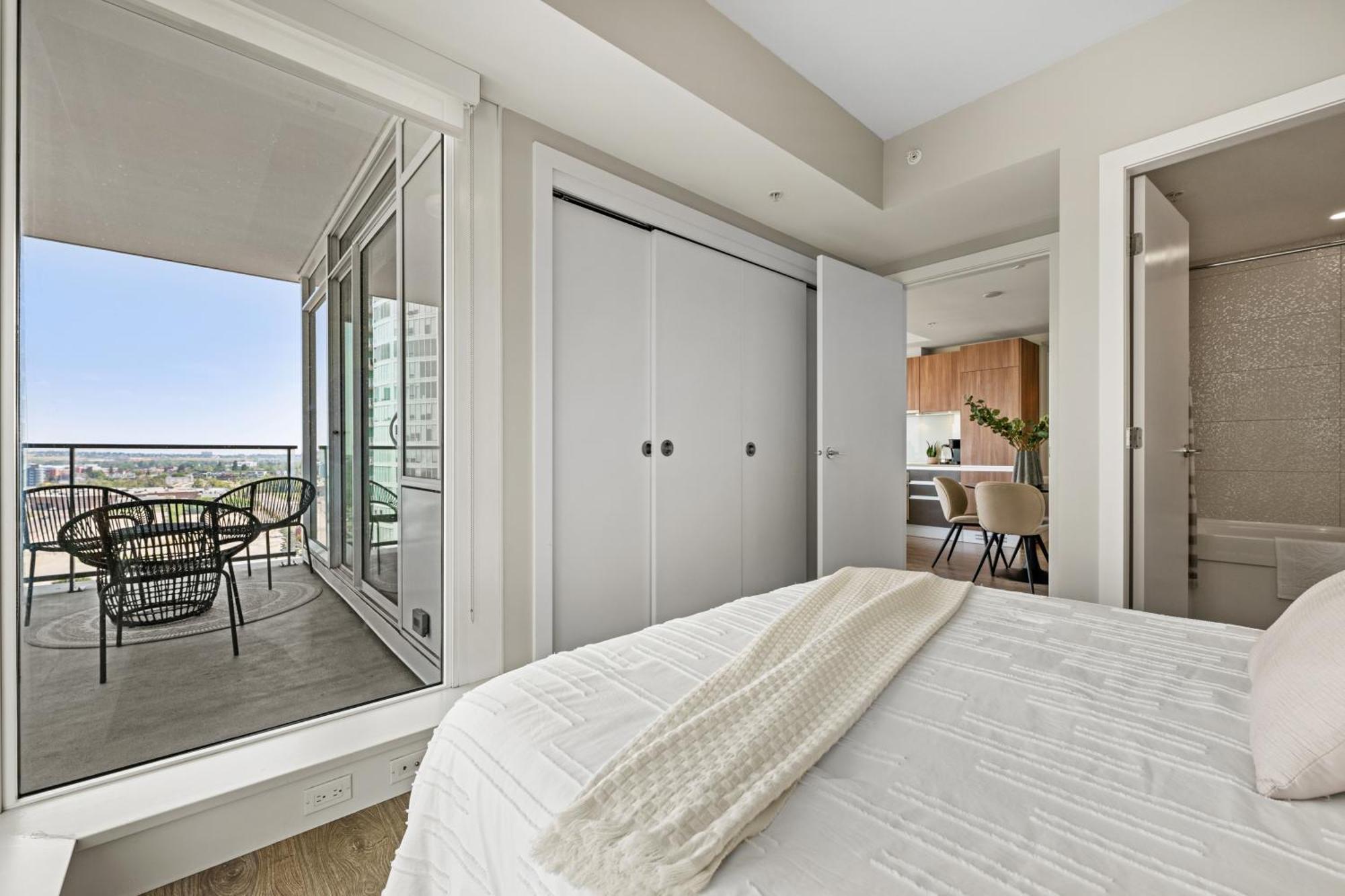 Modern Suite Calgary Downtown 5 Min Walk Stampede 外观 照片